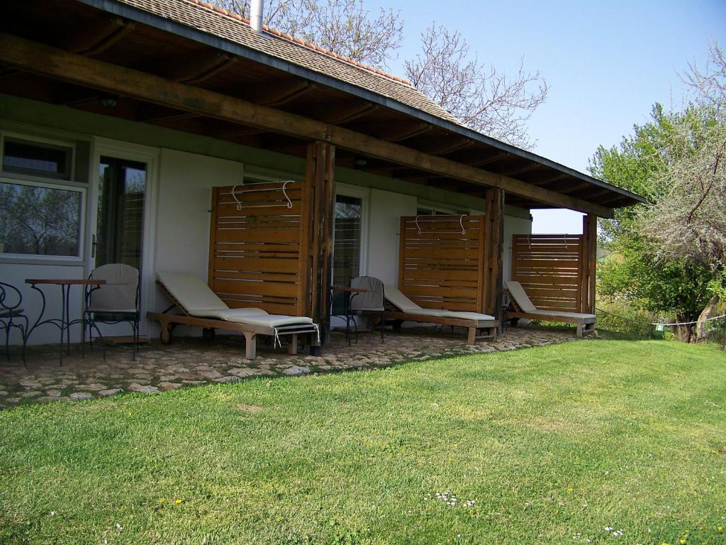 Kali Art Inn Köveskál Pokoj fotografie